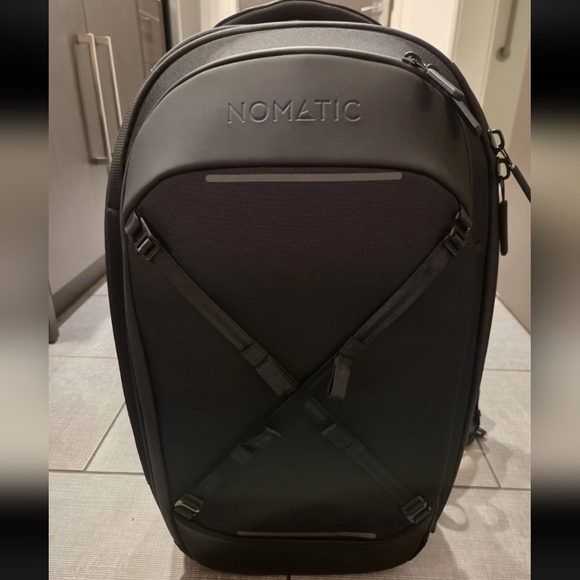 Nomatic Other - Nomatic Travel Backpack 32L to 41L (USED ONCE)